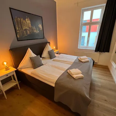 Altstadt Apartment *